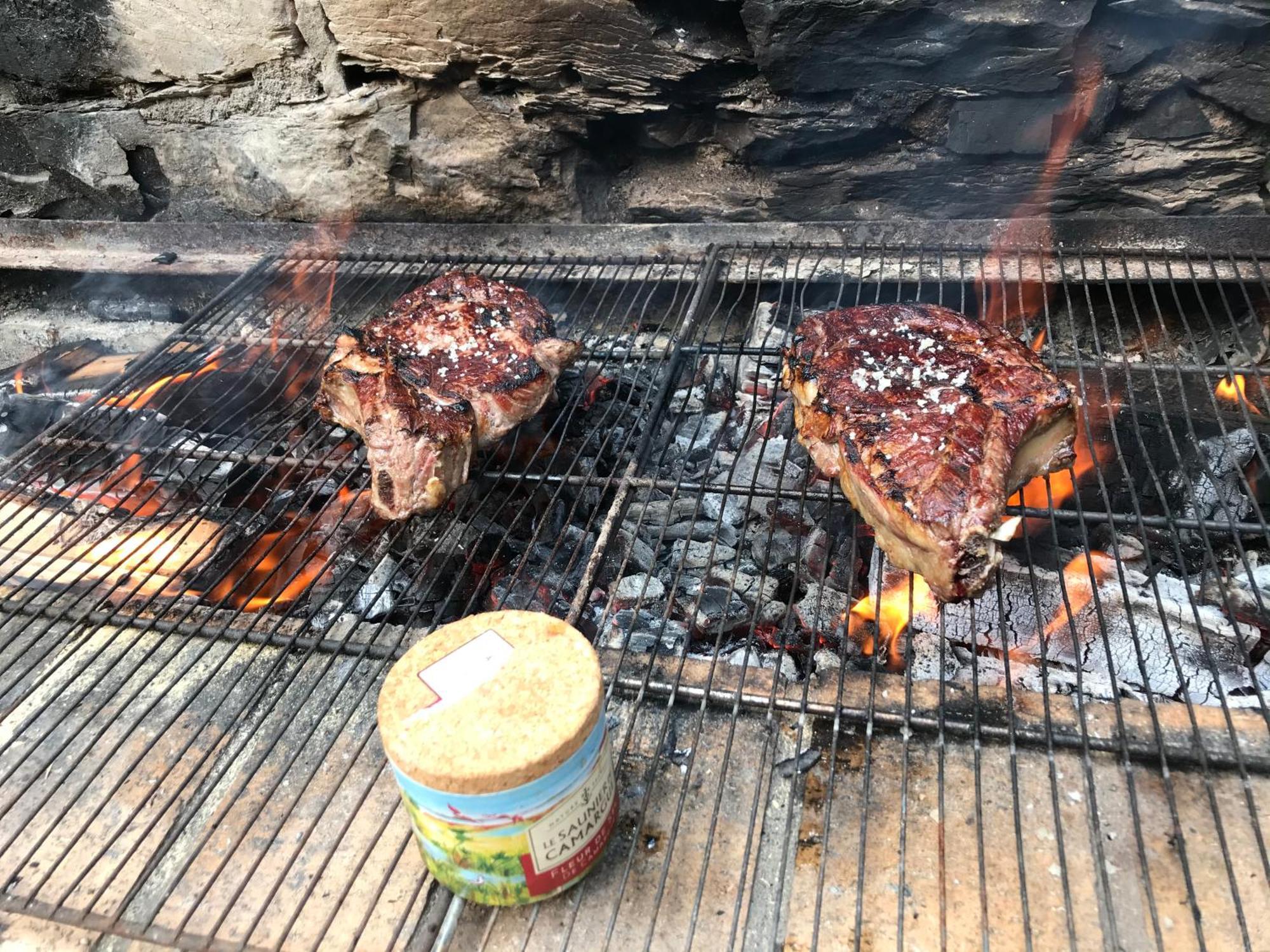 לינה וארוחת בוקר Saint-Jean-dʼAlcapiès Domaine D'Alcapies מראה חיצוני תמונה