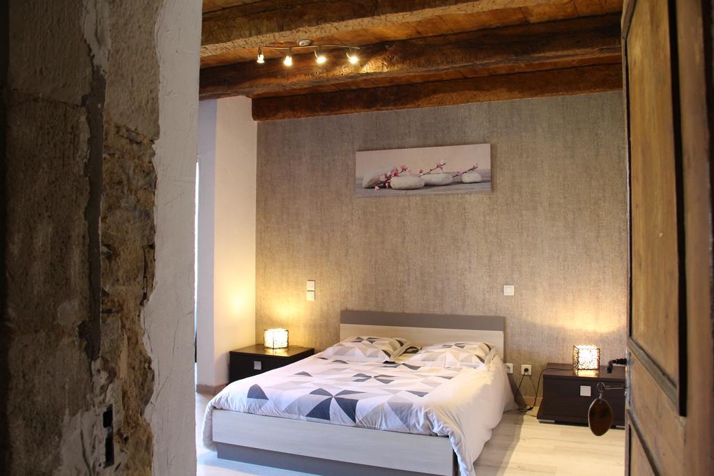 לינה וארוחת בוקר Saint-Jean-dʼAlcapiès Domaine D'Alcapies מראה חיצוני תמונה